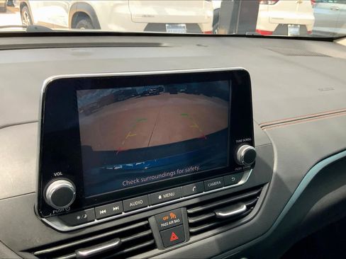 Used 2022 Nissan Altima 2.5 SR image 24