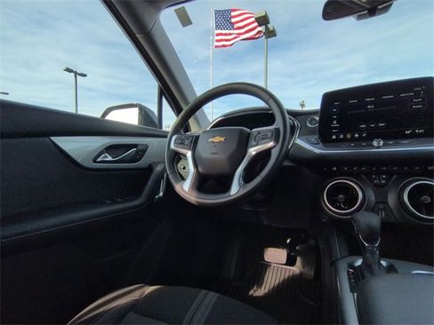 Certified 2025 Chevrolet Blazer LT image 7