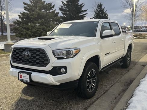 Certified 2023 Toyota Tacoma TRD Sport image 30