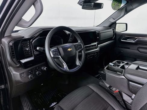 Used 2023 Chevrolet Silverado 1500 LT AWD/4WD image 18