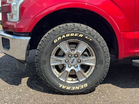 Used 2015 Ford F150 Lariat w/ Equipment Group 502A Luxury AWD/4WD image 26