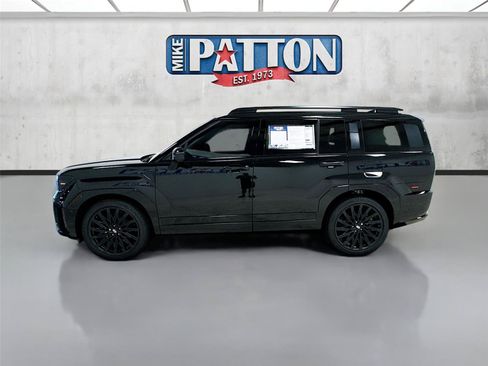 Used 2025 Hyundai Santa Fe Calligraphy FWD image 4