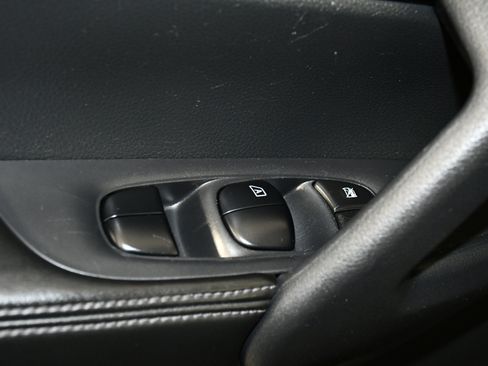 Used 2019 Nissan Rogue S w/ Special Edition Package image 32