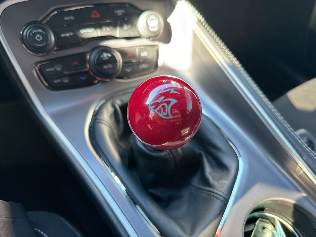 Used 2019 Dodge Challenger SRT Hellcat RWD image 16