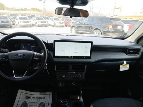 New 2025 Ford Maverick XL image 25