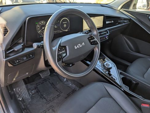 Certified 2023 Kia Niro Wind image 9