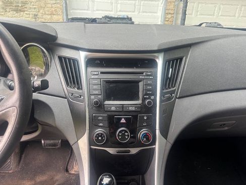 Used 2014 Hyundai Sonata GLS w/ Popular Equipment Group 2 FWD image 9