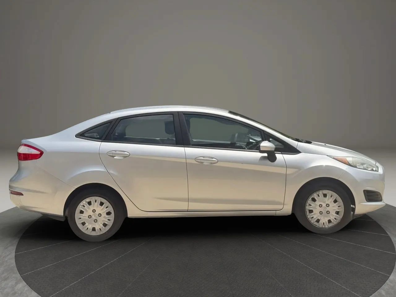 Used 2017 Ford Fiesta S FWD image 2
