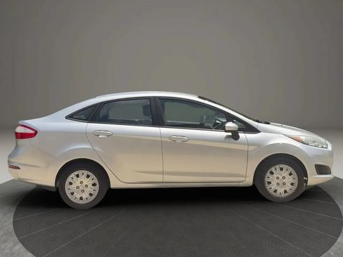 Used 2017 Ford Fiesta S FWD image 2