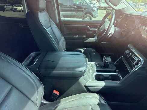 Used 2024 GMC Sierra 1500 Denali w/ Denali Reserve Package image 4