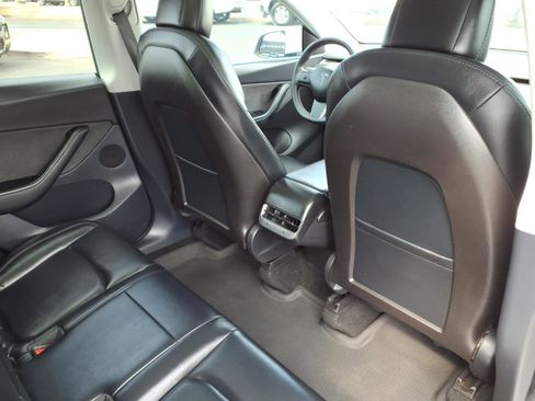 Used 2020 Tesla Model Y Long Range AWD/4WD image 13