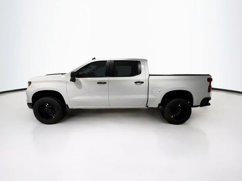 Used 2025 Chevrolet Silverado 1500 Custom Trail Boss AWD/4WD image 4
