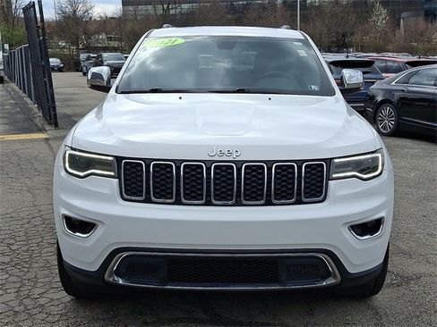 Used 2021 Jeep Grand Cherokee Limited w/ Sun & Sound Group image 2