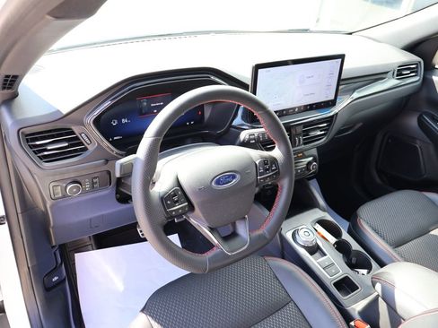 Used 2023 Ford Escape ST-Line Elite AWD/4WD image 22