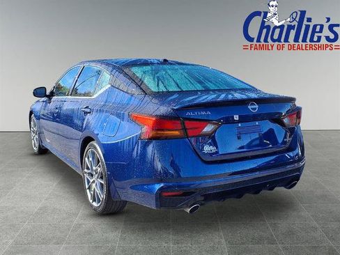 Certified 2024 Nissan Altima 2.0 SR FWD image 5