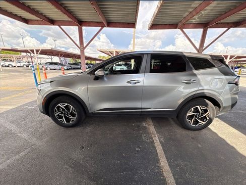Used 2024 Kia Sportage LX AWD/4WD image 6