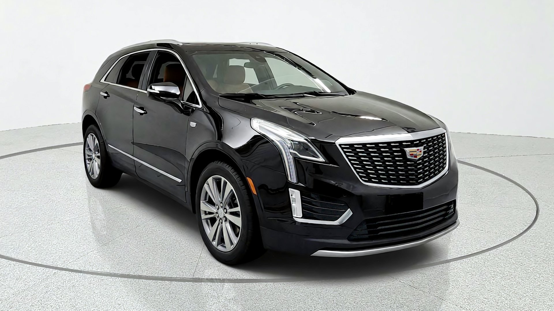 Used 2024 Cadillac XT5 Premium Luxury w/ LPO, Floor Liner Package FWD image 7