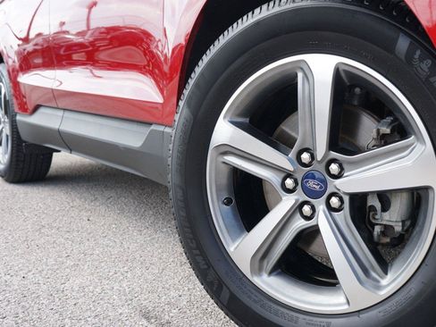 Used 2020 Ford Edge SEL w/ Convenience Package FWD image 2