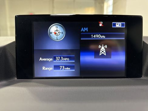 Used 2017 Lexus CT 200h w/ Navigation System Package image 18