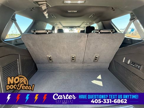 Used 2021 Chevrolet Tahoe Z71 w/ Z71 Off-Road Package AWD/4WD image 17