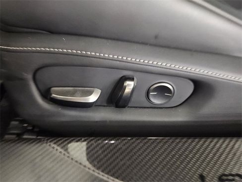 Used 2023 Lexus LC 500 Convertible image 17