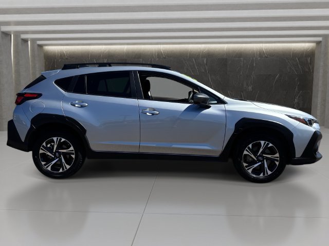 Used 2025 Subaru Crosstrek 2.5i Premium AWD/4WD image 7