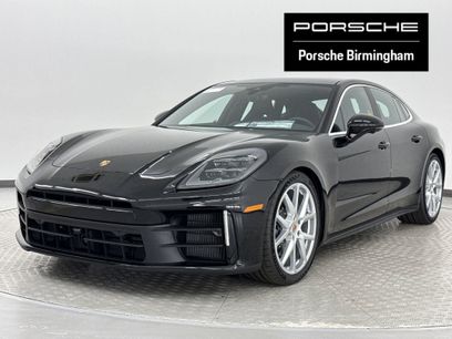 New 2025 Porsche Panamera 4