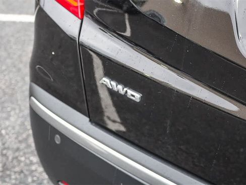 Used 2019 Cadillac XT5 AWD image 11