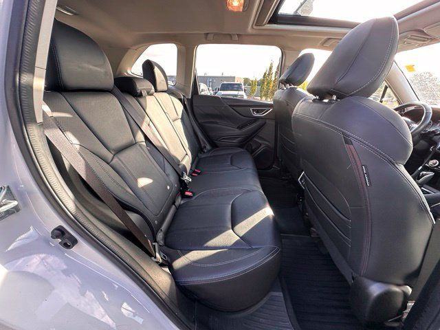 Used 2019 Subaru Forester Limited AWD/4WD image 32