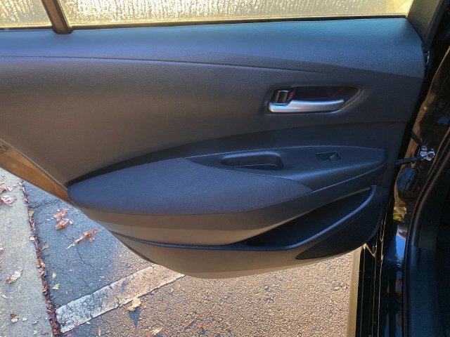 Used 2021 Toyota Corolla LE FWD image 10