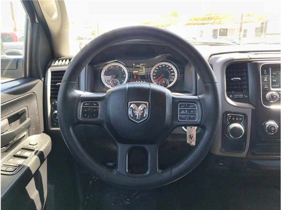 Used 2016 RAM 1500 Express RWD image 7