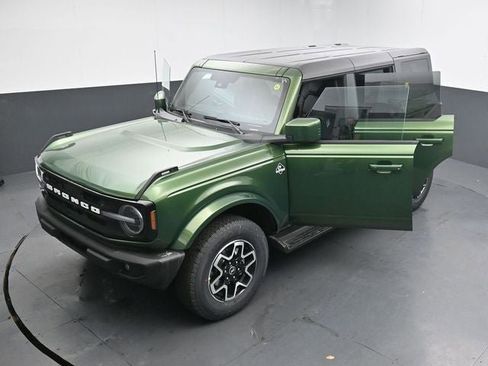 New 2025 Ford Bronco Outer Banks image 33