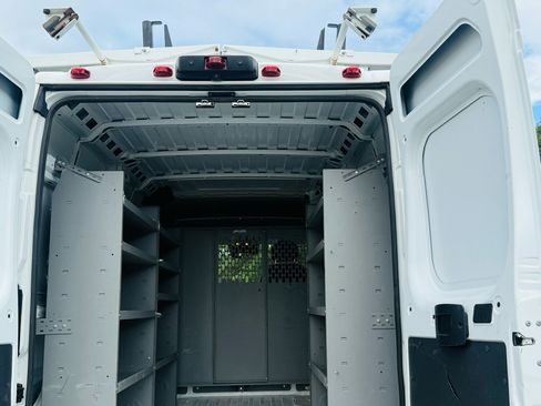 Used 2022 RAM ProMaster 2500 image 9