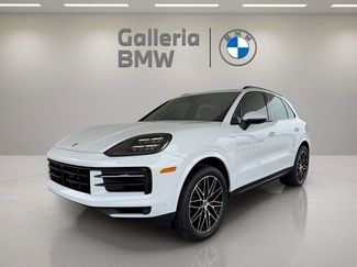 Used 2024 Porsche Cayenne video 1