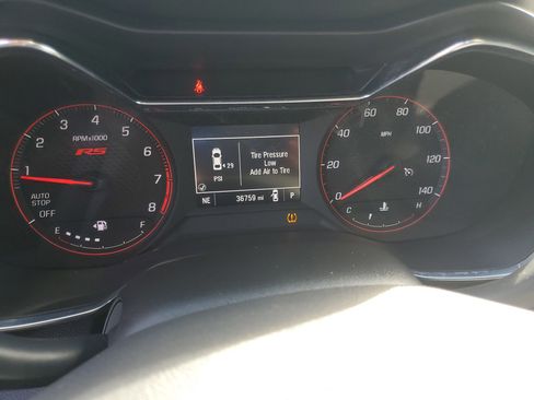 Used 2023 Chevrolet TrailBlazer RS w/ Sun and Liftgate Package FWD image 17