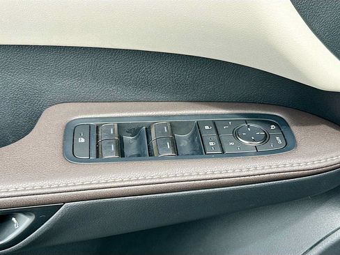 Used 2024 Lexus RX 350 FWD w/ Technology Package image 17