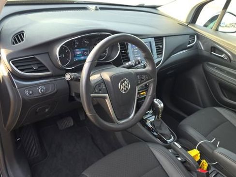 Used 2022 Buick Encore Preferred w/ Safety Package image 13