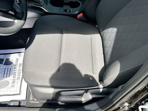 Used 2024 Toyota Corolla LE image 21