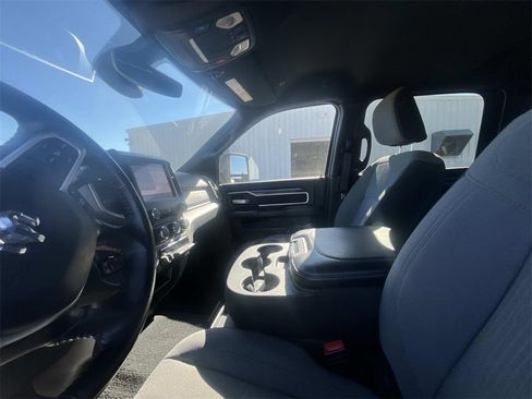 Used 2024 RAM 3500 Big Horn image 10