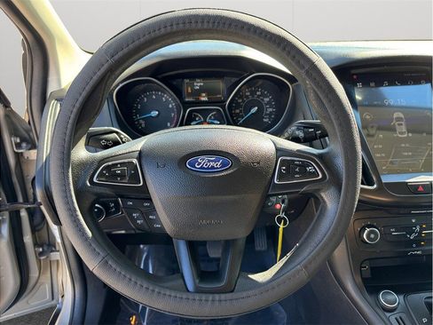 Used 2015 Ford Focus SE image 20