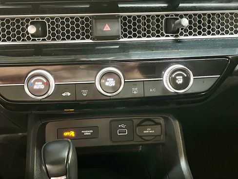 Used 2022 Honda Civic Sport image 15