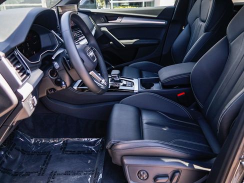 Certified 2025 Audi Q5 2.0T Premium Plus w/ Premium Plus Package image 19