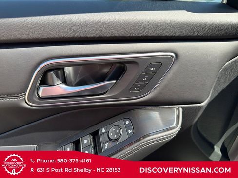 New 2026 Nissan Rogue Platinum w/ Platinum Premium Package AWD/4WD image 12