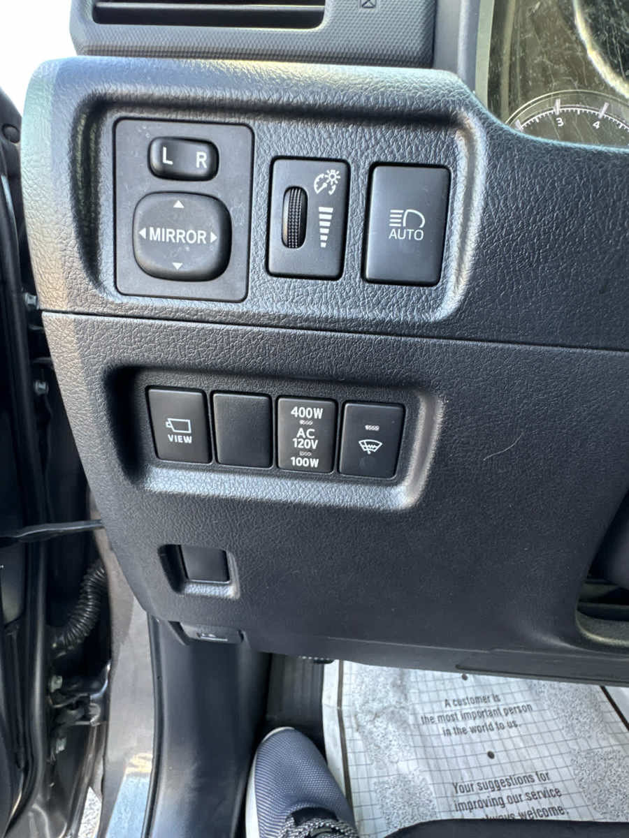 Used 2023 Toyota 4Runner Limited AWD/4WD image 26