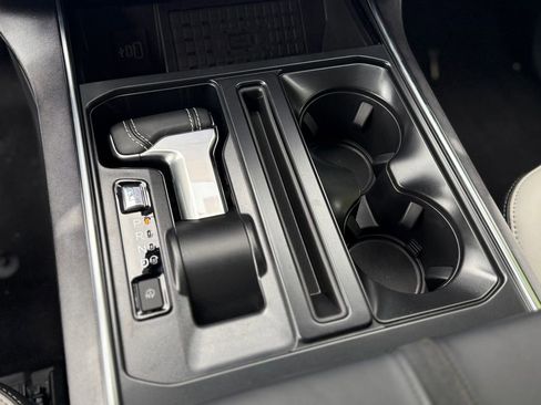 New 2025 Ford F150 Lightning Platinum image 22