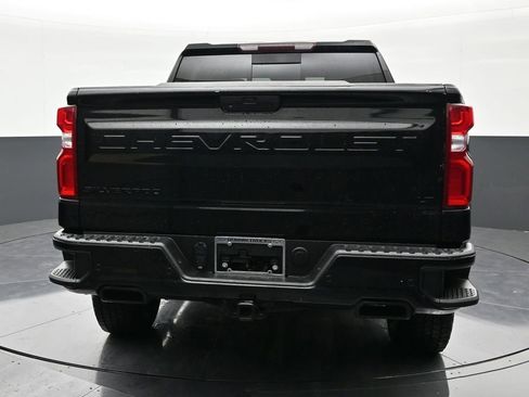Used 2021 Chevrolet Silverado 1500 LT Trail Boss w/ Convenience Package II image 4