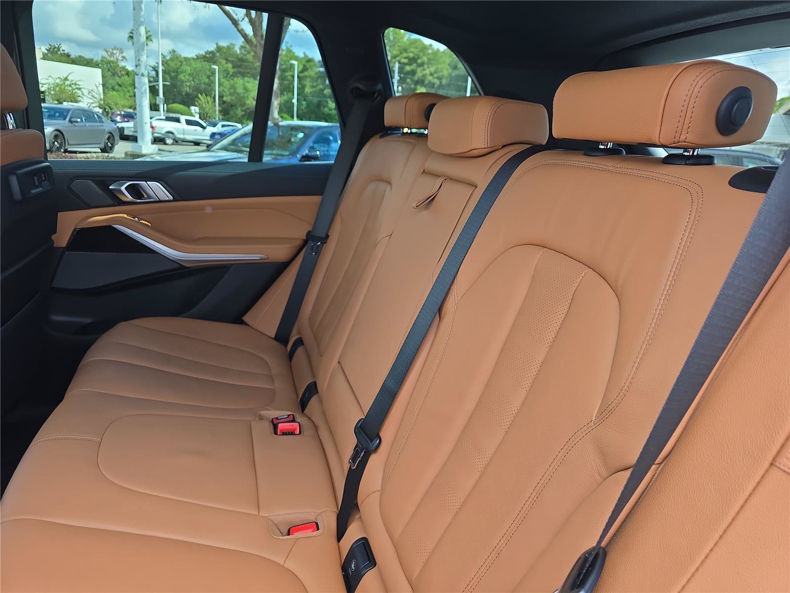 Used 2021 BMW X5 sDrive40i w/ Premium Package RWD image 11