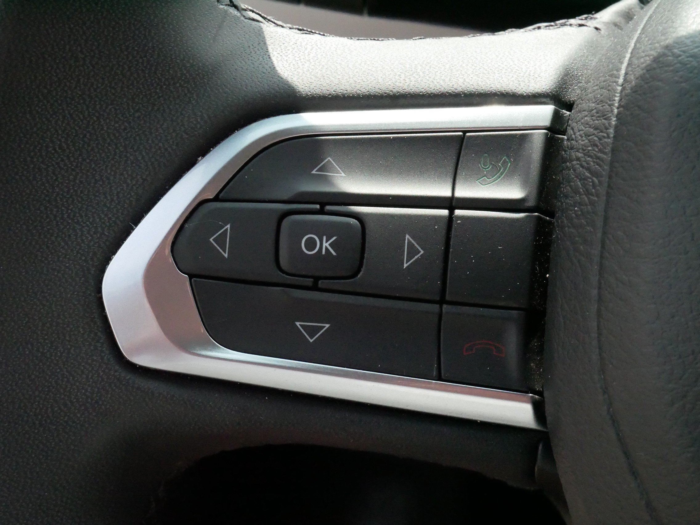 Used 2024 Jeep Compass Limited AWD/4WD image 26
