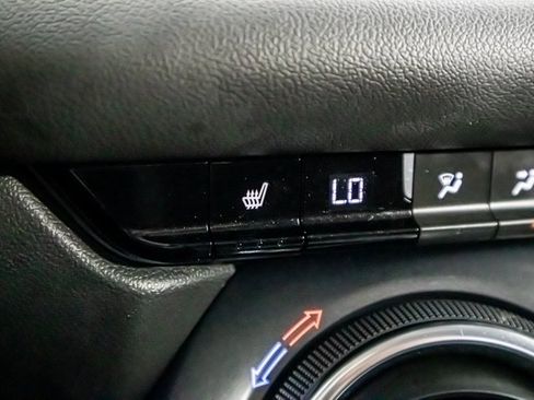 Used 2022 Chevrolet Blazer LT image 25