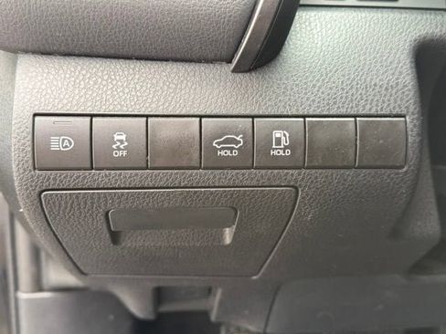 Used 2024 Toyota Camry SE FWD image 19